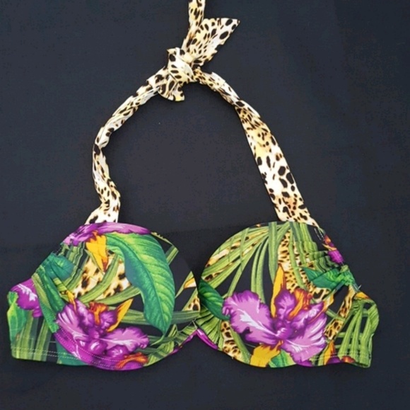 Victoria's secret 34B BOMBSHELL BIKINI TOP - Picture 2 of 3